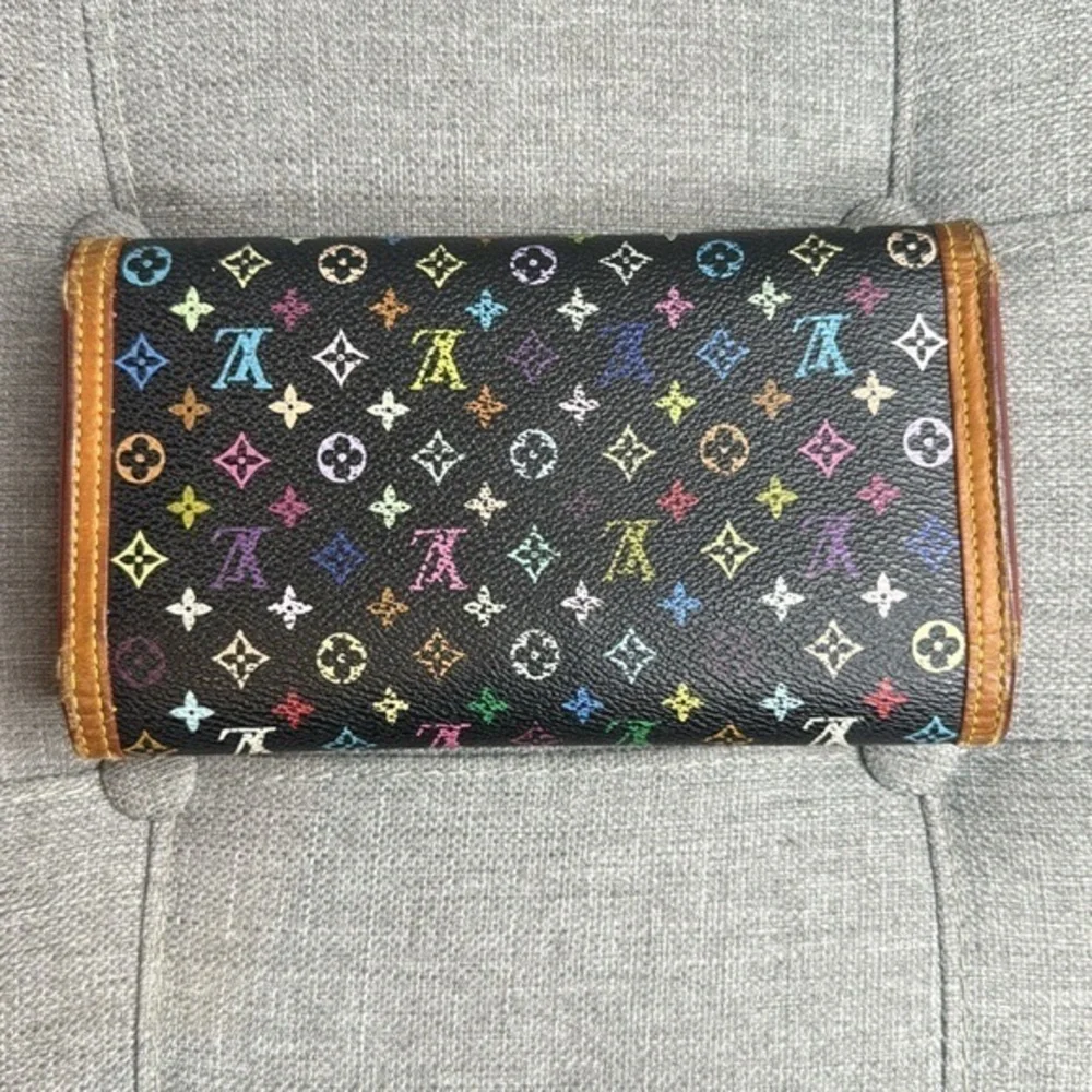 Louis Vuitton Murakami Wallet - Picture 2 of 10